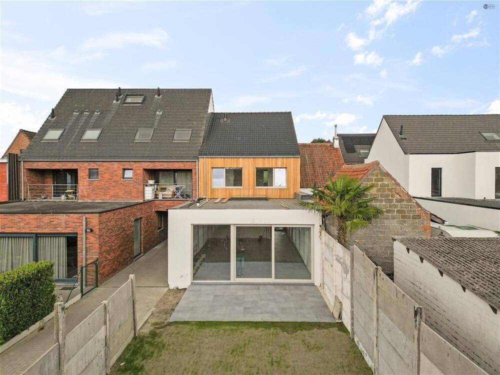 Huis te koop in Zelzate 9060 440000.00€ 3 slaapkamers 168.00m² - Zoekertje 527706