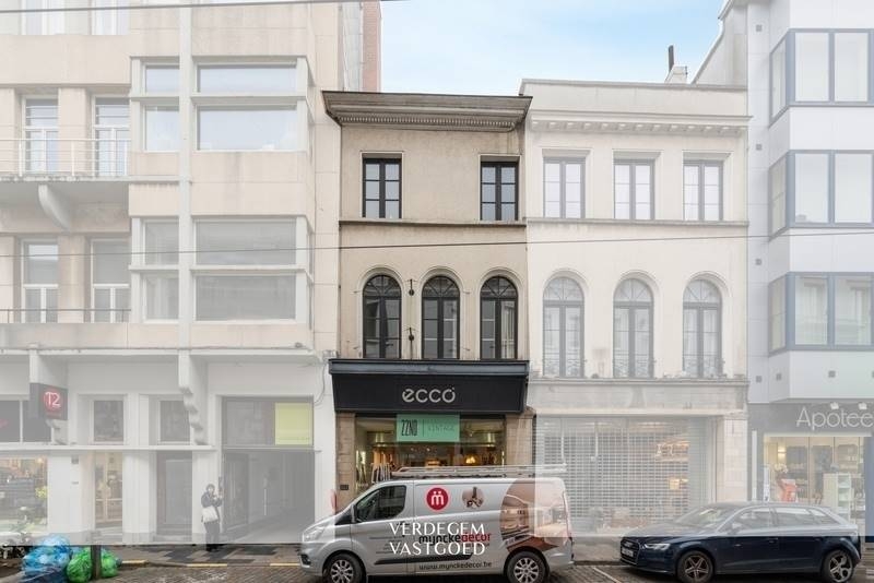 Handelszaak te  koop in Gent 9000 750000.00€ 4 slaapkamers m² - Zoekertje 528019