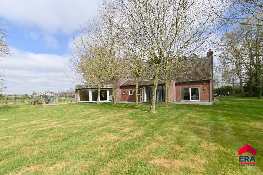 Huis te koop in Maldegem 9990 850000.00€ 5 slaapkamers 350.00m² - Zoekertje 525897