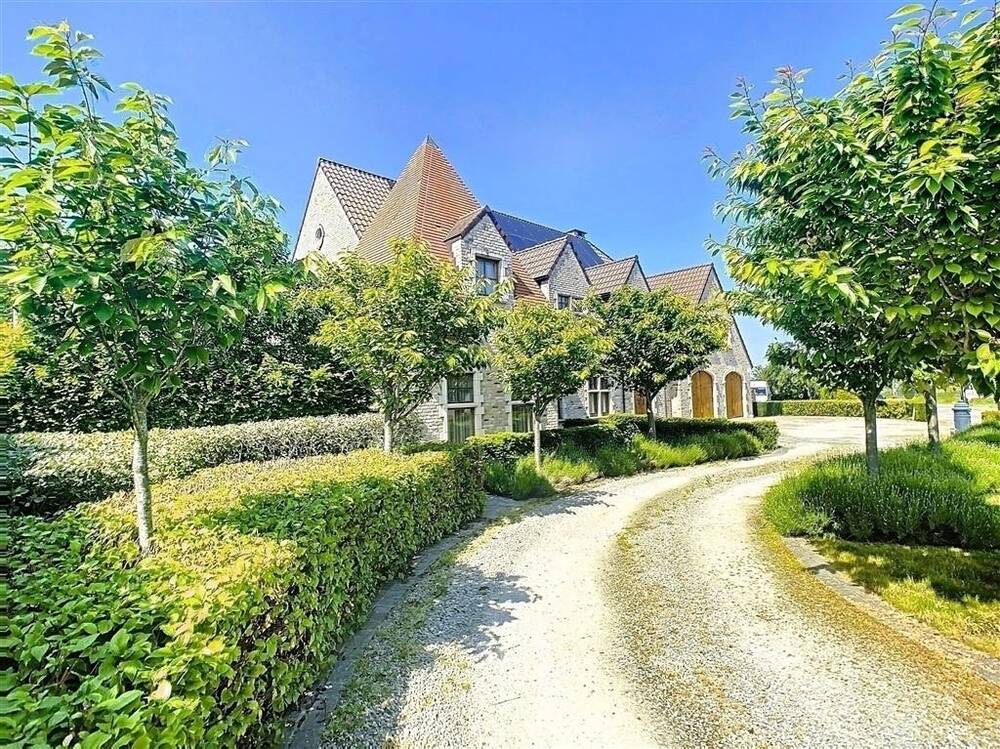 Huis te koop in Geraardsbergen 9500 1250000.00€ 4 slaapkamers 508.00m² - Zoekertje 526977
