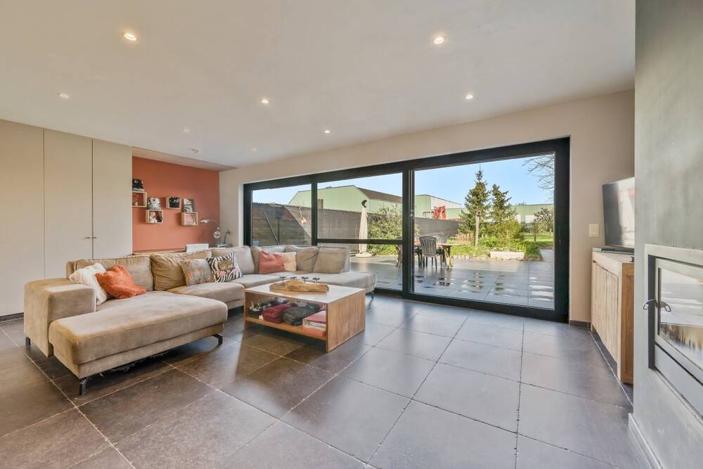 Huis te koop in Sint-Niklaas 9100 610000.00€ 3 slaapkamers 291.00m² - Zoekertje 529271