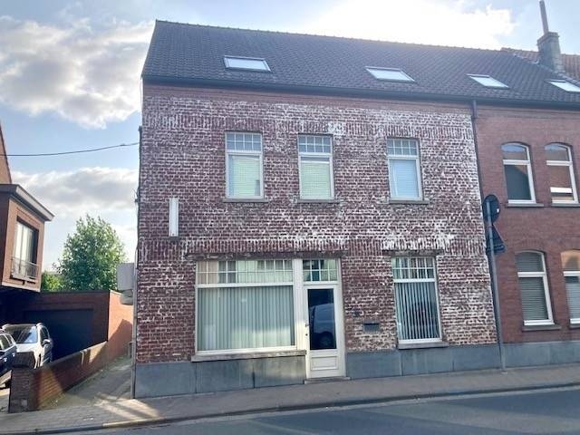 Handelszaak te  huur in Kluisbergen 9690 590.00€  slaapkamers 90.00m² - Zoekertje 528777