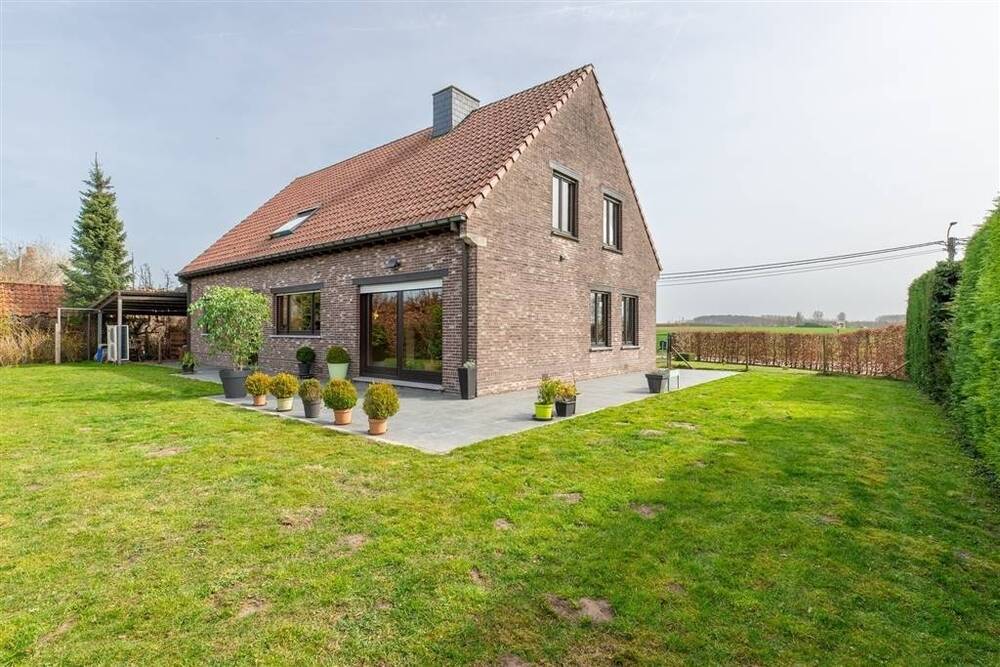 Huis te koop in Oosterzele 9860 565000.00€ 4 slaapkamers 265.00m² - Zoekertje 528792