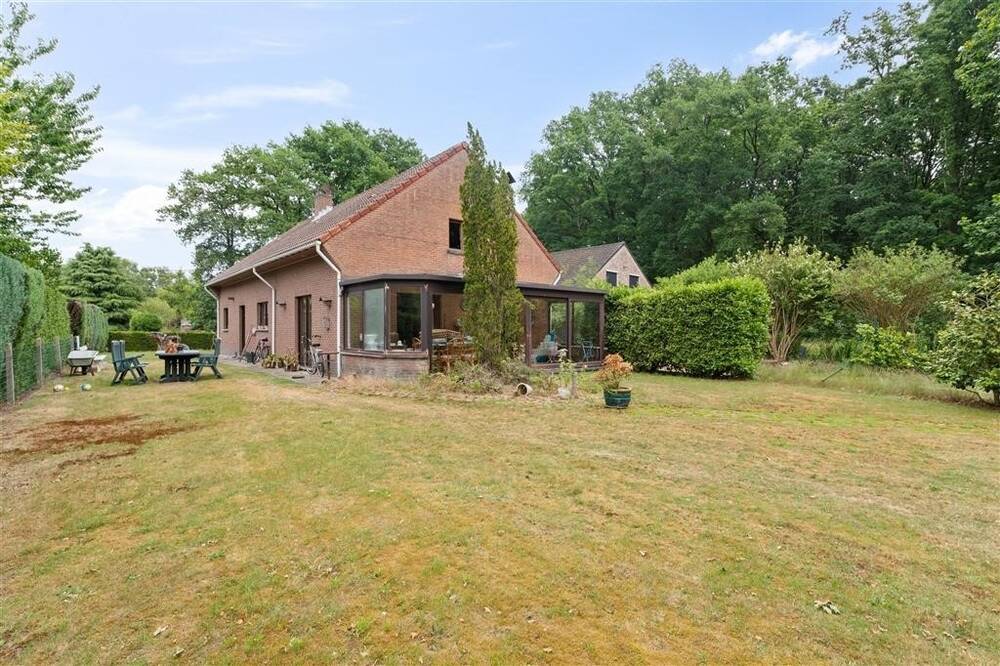 Huis te  koop in Stekene 9190 468000.00€ 3 slaapkamers 200.00m² - Zoekertje 529732