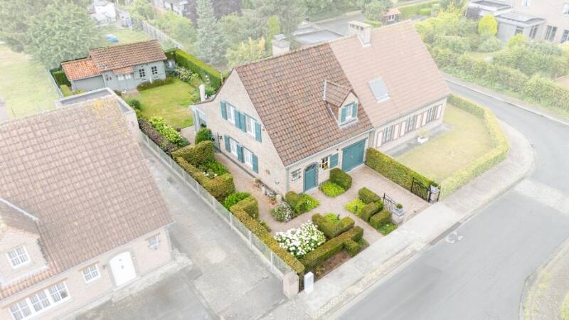 Huis te koop in Lokeren 9160 489000.00€ 3 slaapkamers 158.00m² - Zoekertje 529685