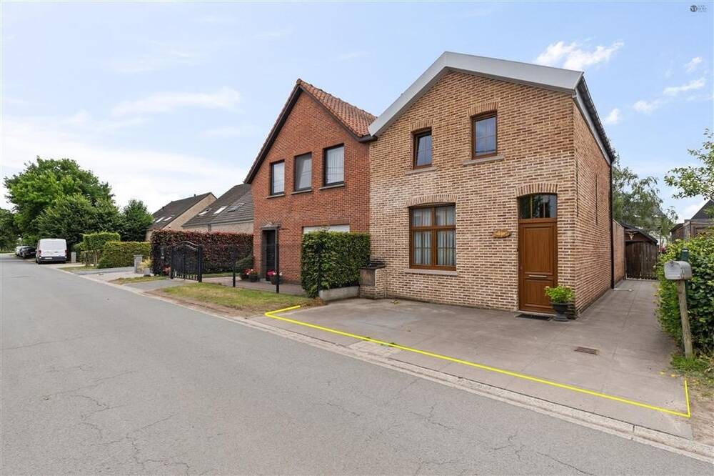 Huis te  koop in Stekene 9190 320000.00€ 2 slaapkamers 114.00m² - Zoekertje 531513