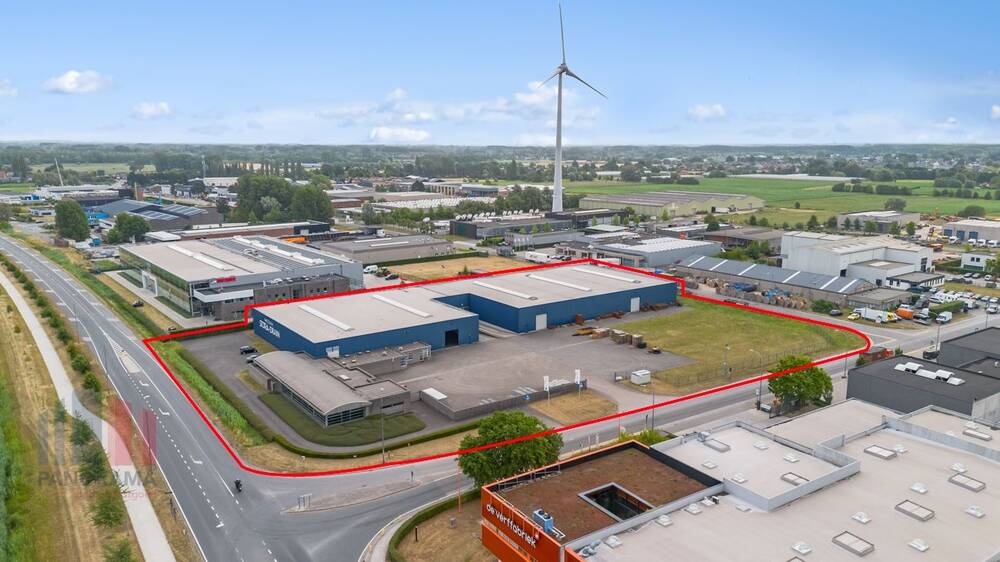Handelszaak te  huur in Hamme 9220 32500.00€  slaapkamers 5775.00m² - Zoekertje 531684