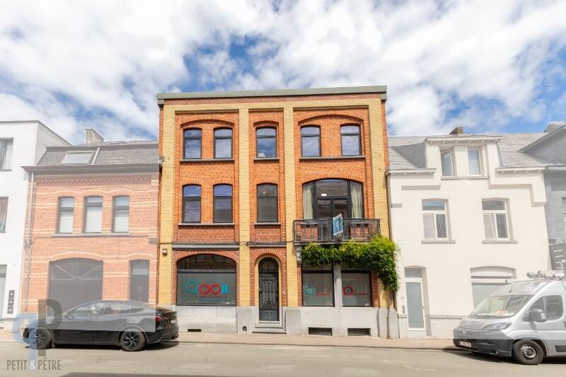 Huis te  koop in Zottegem 9620 749000.00€ 6 slaapkamers 401.00m² - Zoekertje 531689