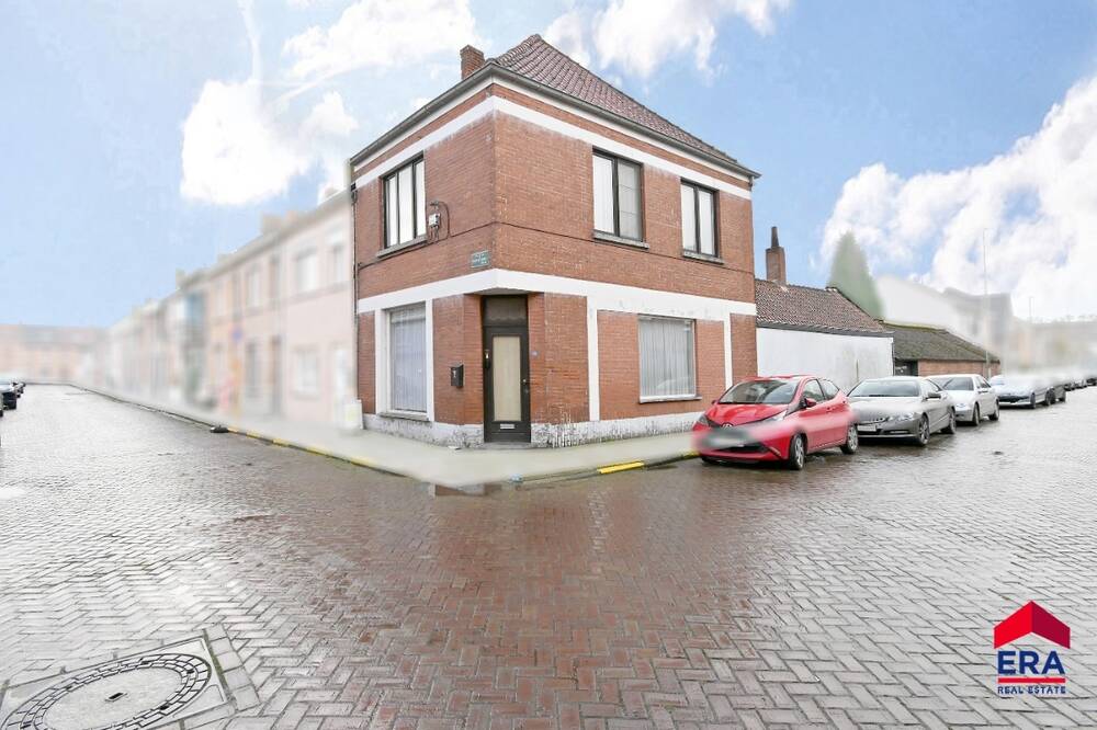 Huis te koop in Eeklo 9900 150000.00€ 2 slaapkamers 161.00m² - Zoekertje 533055