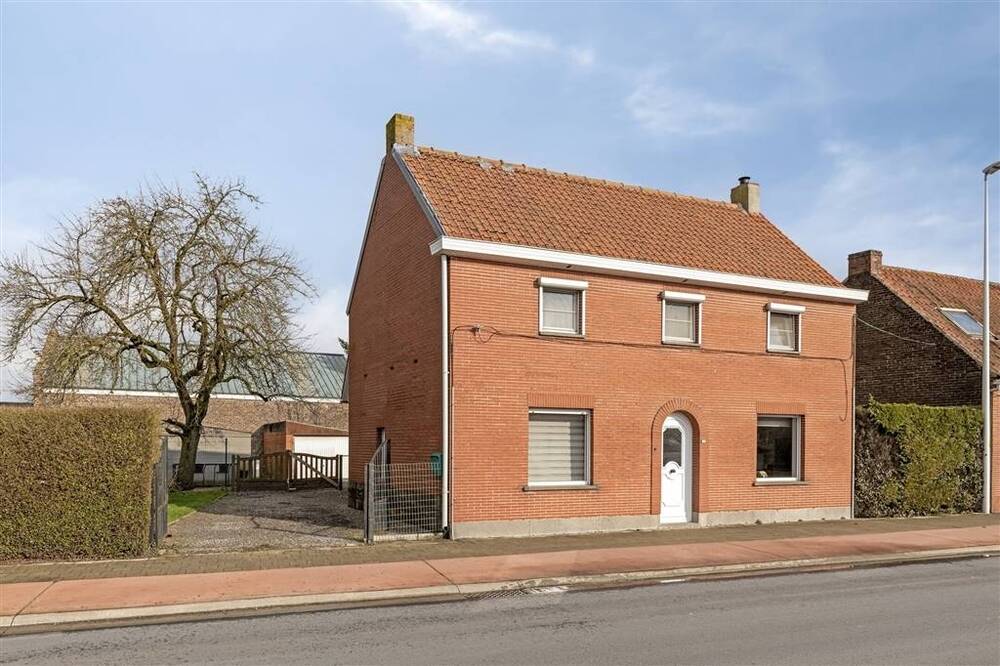 Huis te koop in Lochristi 9080 329000.00€ 3 slaapkamers 154.00m² - Zoekertje 532876