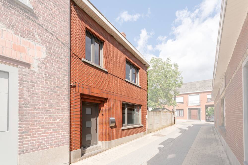 Huis te koop in Lede 9340 329000.00€ 4 slaapkamers 174.00m² - Zoekertje 534098