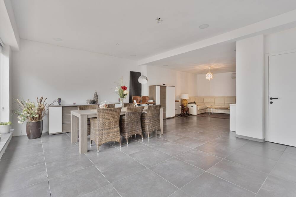 Huis te  koop in Zele 9240 369000.00€ 5 slaapkamers 214.00m² - Zoekertje 534533