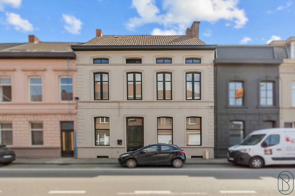 Huis te  koop in Ronse 9600 439000.00€ 5 slaapkamers 350.00m² - Zoekertje 533963