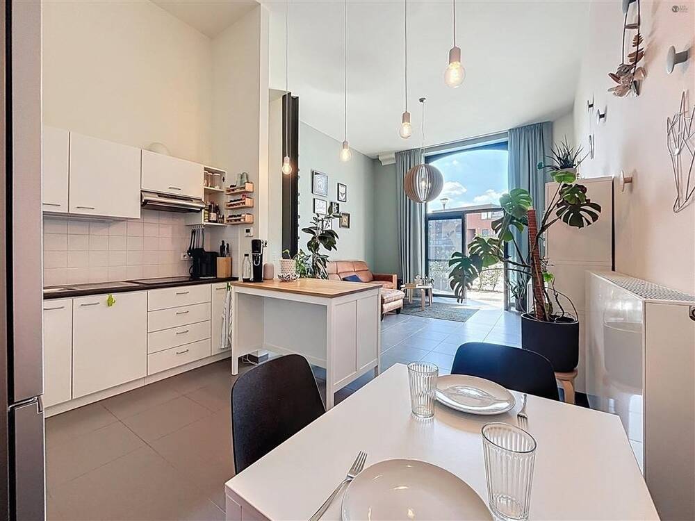 Appartement te koop in Sint-Niklaas 9100 225000.00€ 1 slaapkamers 78.00m² - Zoekertje 533851