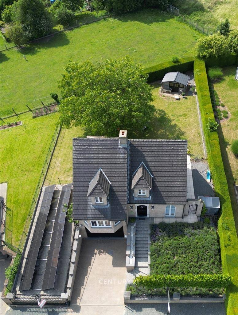 Villa te  koop in Denderleeuw 9470 549000.00€ 4 slaapkamers 294.00m² - Zoekertje 534822