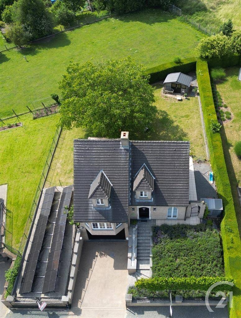 Villa te  koop in Denderleeuw 9470 549000.00€ 4 slaapkamers 294.00m² - Zoekertje 534822