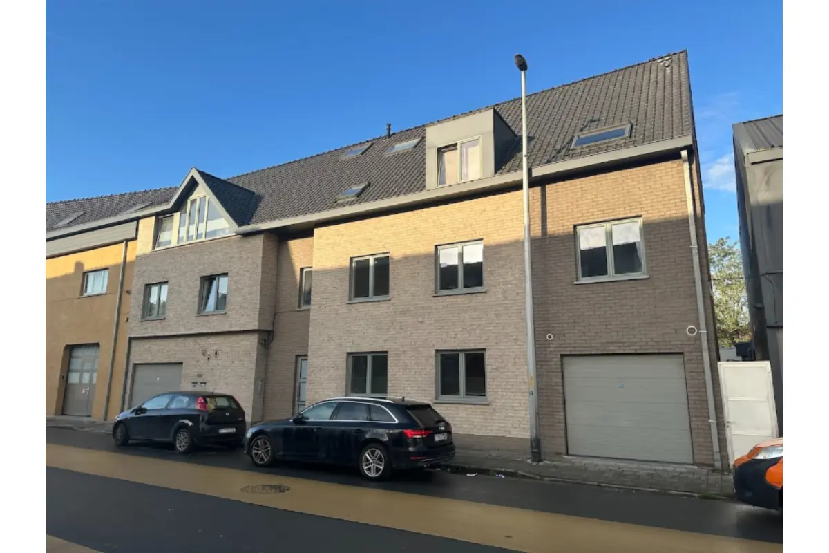 Appartement te  huur in Wondelgem 9032 885.00€ 2 slaapkamers 90.00m² - Zoekertje 534765