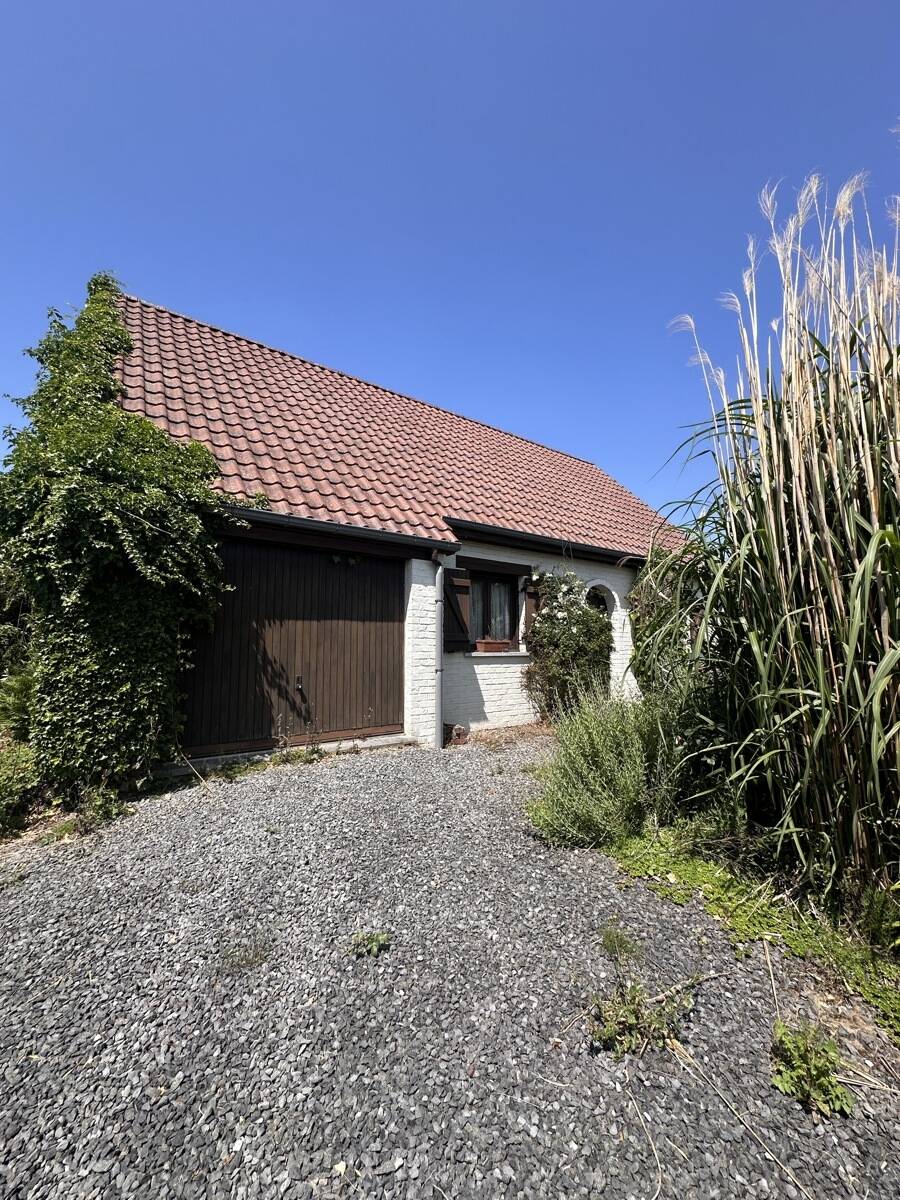 Huis te  koop in Smeerebbe-Vloerzegem 9506 230000.00€ 2 slaapkamers 200.00m² - Zoekertje 536536