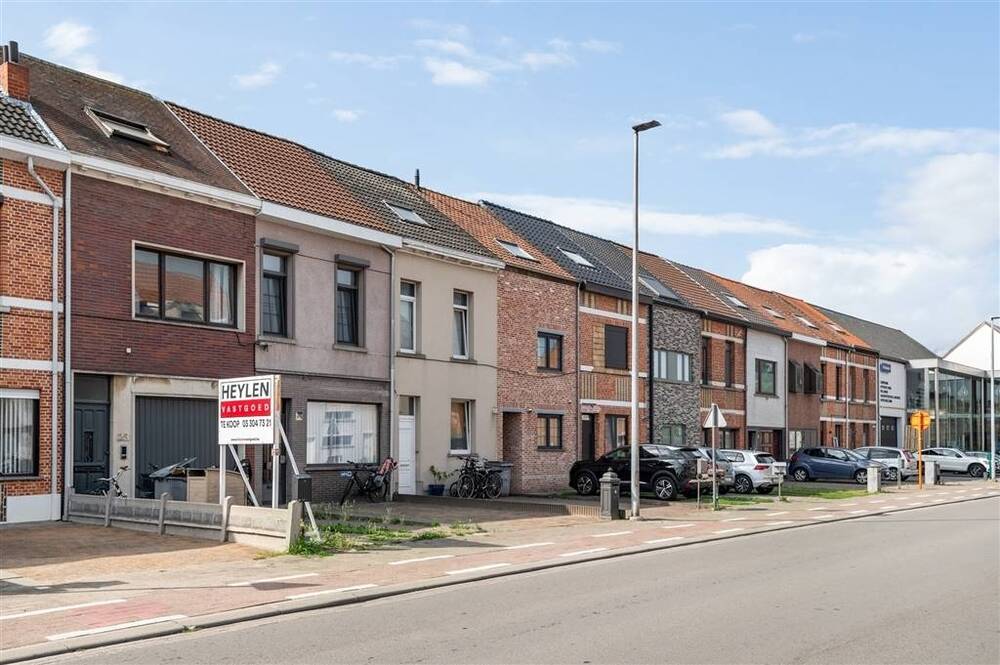 Huis te koop in Sint-Niklaas 9100 261000.00€ 4 slaapkamers 167.00m² - Zoekertje 536504