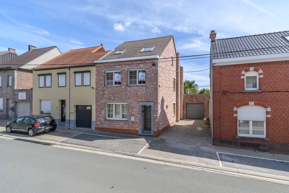 Huis te  in Borsbeke 9552 324900.00€ 4 slaapkamers 197.00m² - Zoekertje 537116