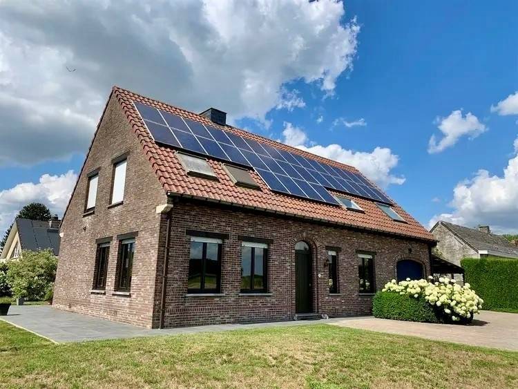 Villa te koop in Oosterzele 9860 495000.00€ 4 slaapkamers 265.00m² - Zoekertje 537558