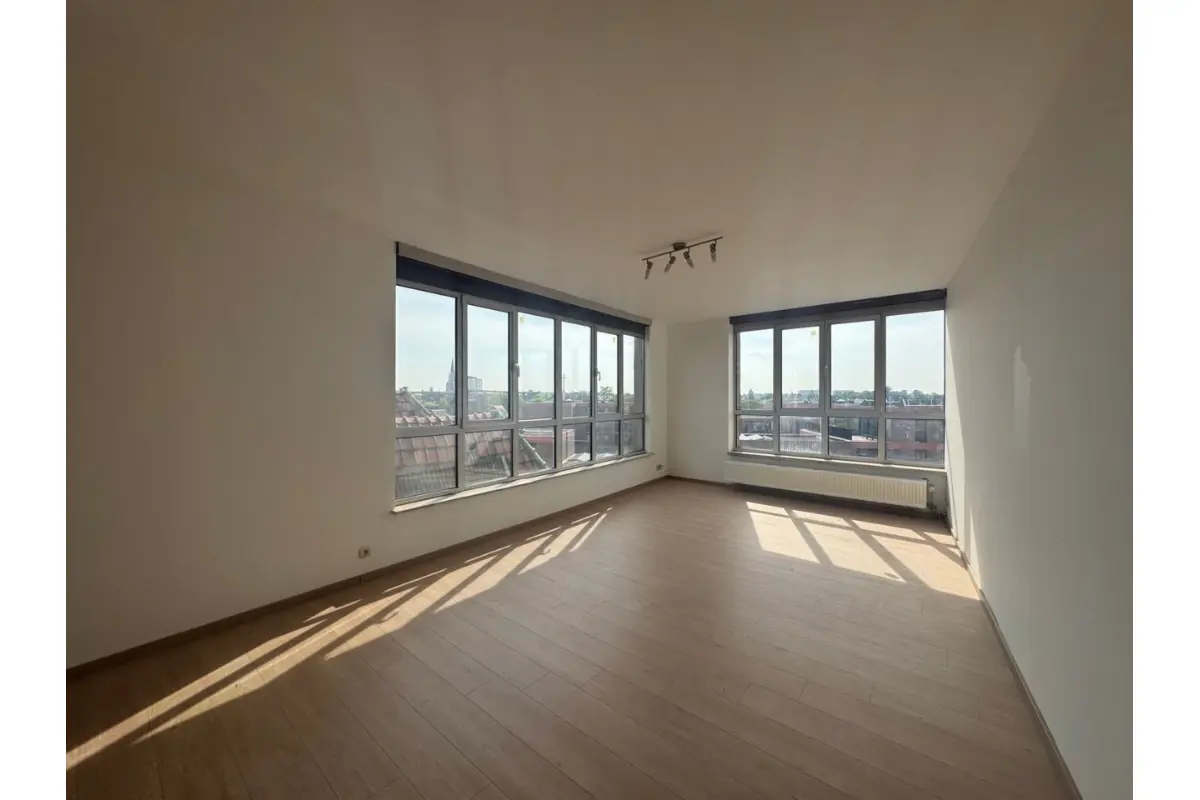 Appartement te  huur in Aalst 9300 900.00€ 1 slaapkamers 72.00m² - Zoekertje 558543