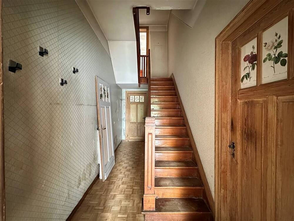 Huis te  koop in Zottegem 9620 210000.00€ 4 slaapkamers 212.00m² - Zoekertje 537980