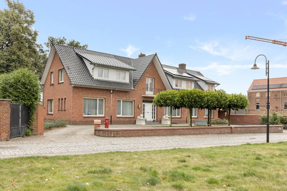 Huis te  koop in Sint-Martens-Lierde 9572 540000.00€ 5 slaapkamers 382.00m² - Zoekertje 537994