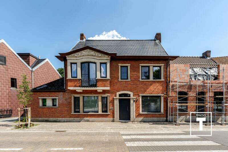 Huis te koop in Kalken 9270 389000.00€ 3 slaapkamers 254.00m² - Zoekertje 538766