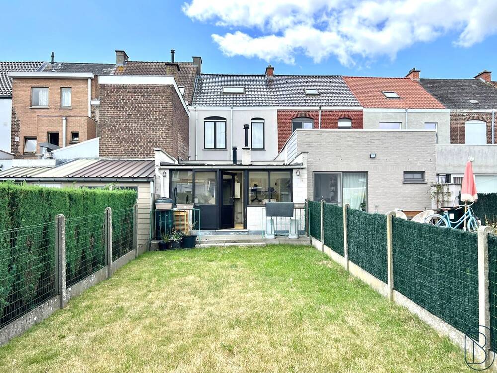 Huis te koop in Ronse 9600 205000.00€ 3 slaapkamers 160.00m² - Zoekertje 539834