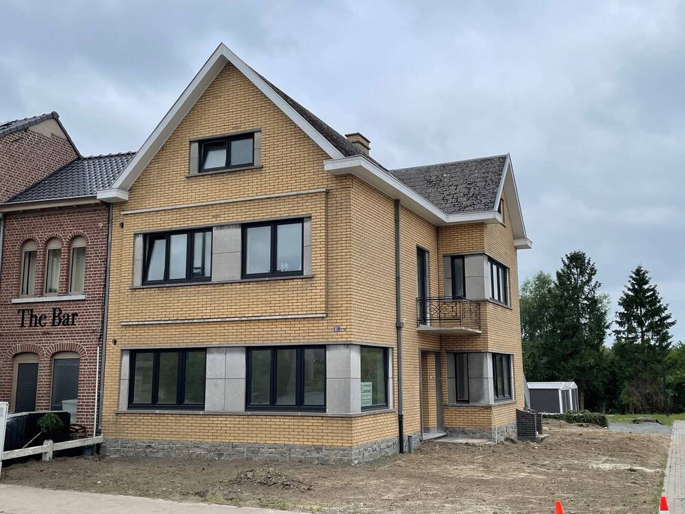 Handelszaak te  huur in Baardegem 9310 975.00€  slaapkamers 66.00m² - Zoekertje 540240