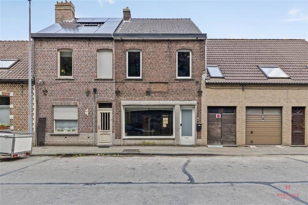 Huis te  koop in Zwijnaarde 9052 269000.00€ 2 slaapkamers 127.00m² - Zoekertje 540836