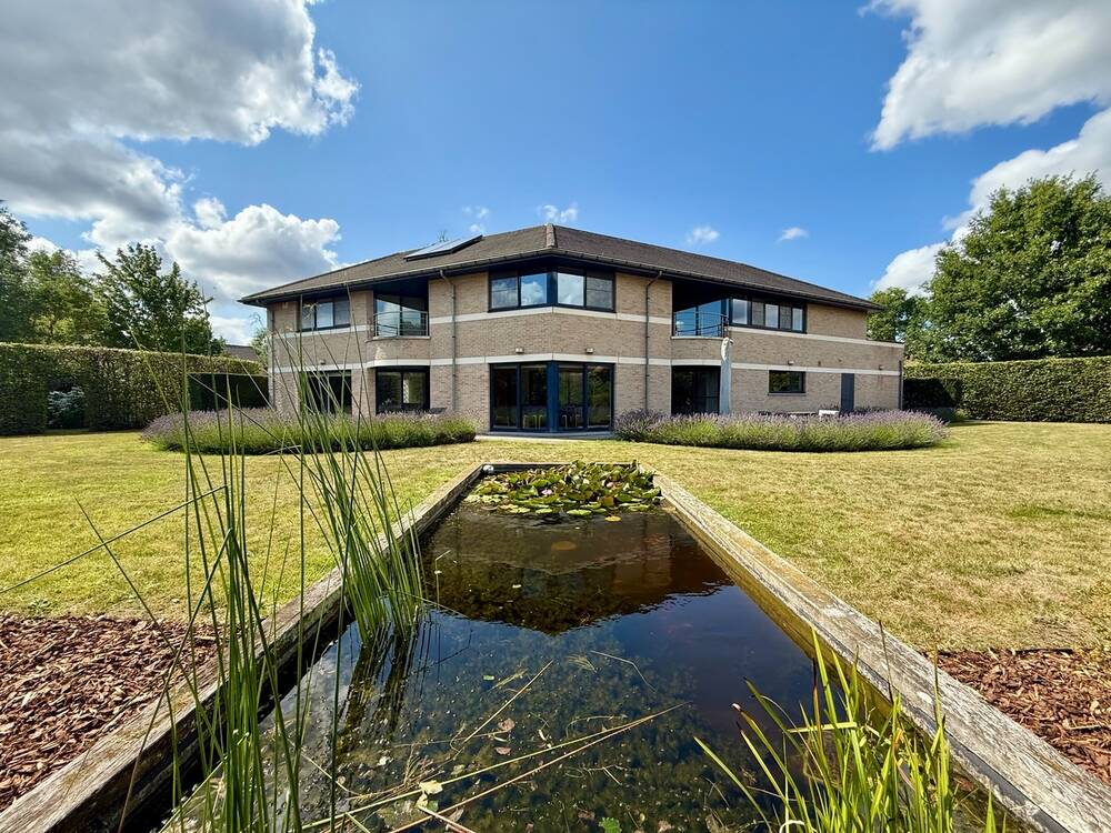 Huis te koop in Lochristi 9080 895000.00€ 4 slaapkamers 407.00m² - Zoekertje 541055