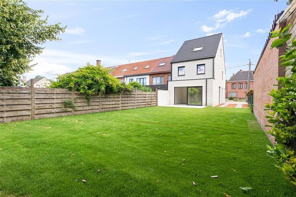Huis te  koop in Beveren-Waas 9120 435000.00€ 4 slaapkamers 194.00m² - Zoekertje 541878