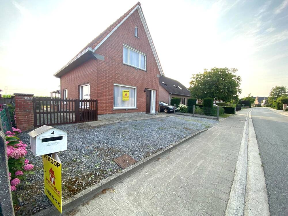 Huis te  koop in Deinze 9800 219000.00€ 3 slaapkamers 95.00m² - Zoekertje 541985