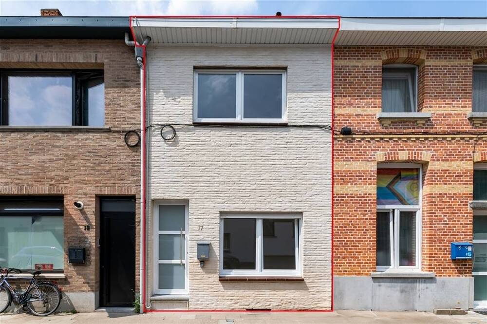 Huis te koop in Sint-Niklaas 9100 319000.00€ 4 slaapkamers 124.00m² - Zoekertje 541171