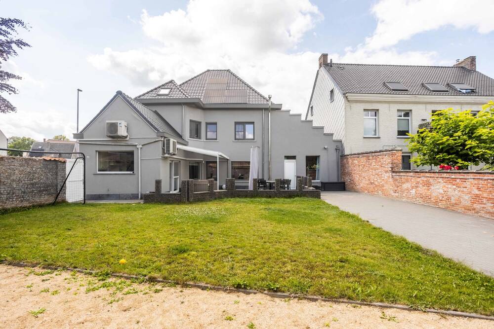 Huis te  koop in Aspelare 9404 369000.00€ 4 slaapkamers 275.00m² - Zoekertje 541737