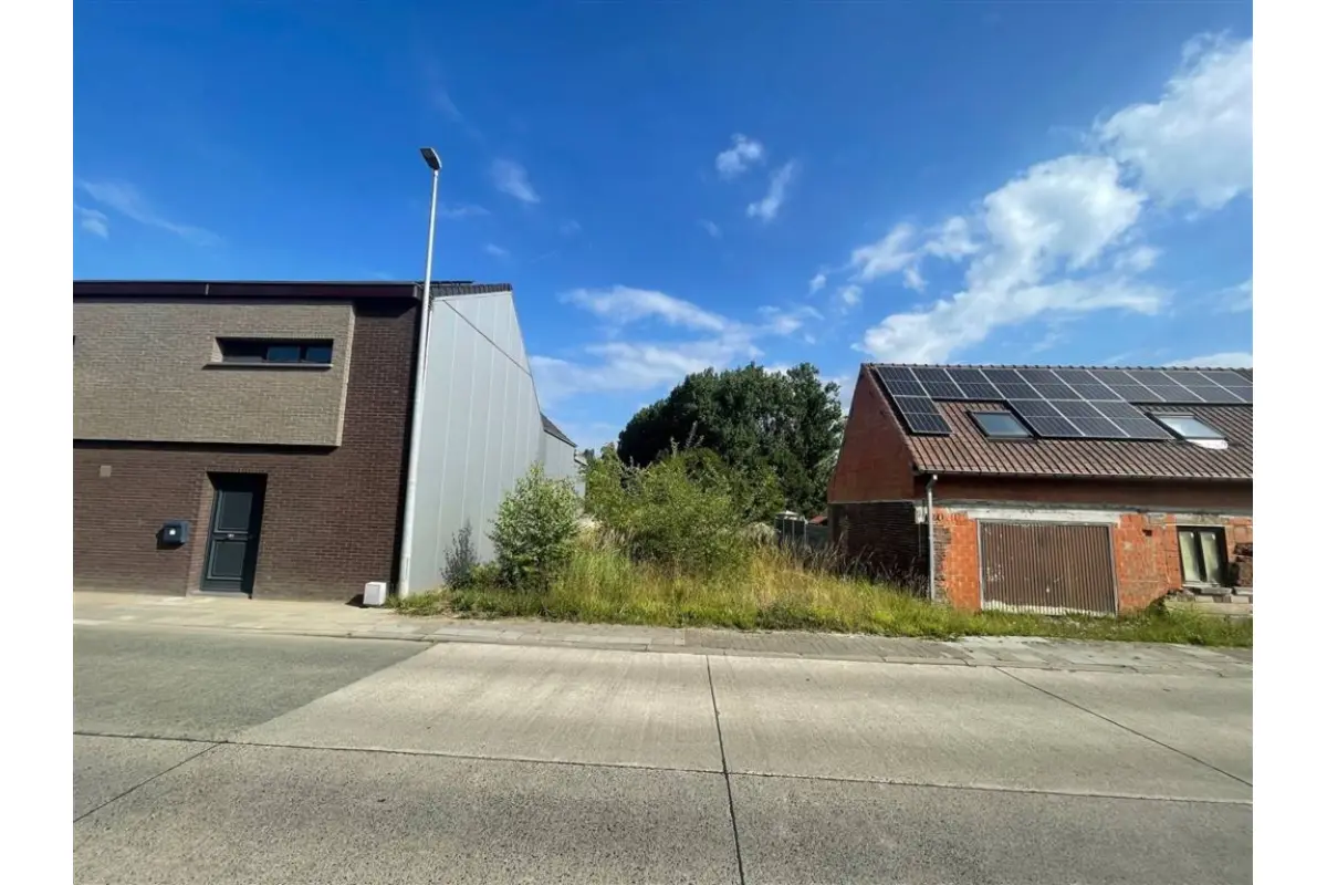 Grond te  koop in Geraardsbergen 9500 110000.00€  slaapkamers m² - Zoekertje 541772