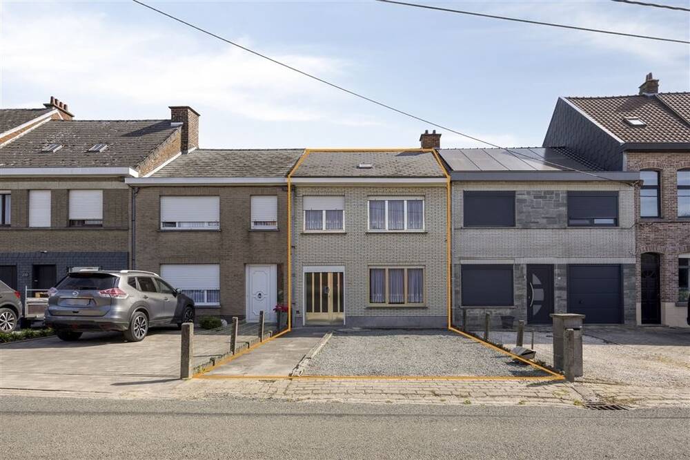 Huis te koop in Ronse 9600 168000.00€ 4 slaapkamers 111.00m² - Zoekertje 541754