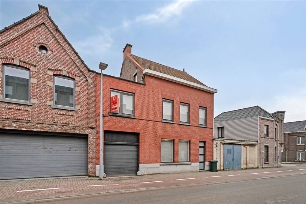Huis te koop in Oudenaarde 9700 265000.00€ 4 slaapkamers 260.00m² - Zoekertje 541755