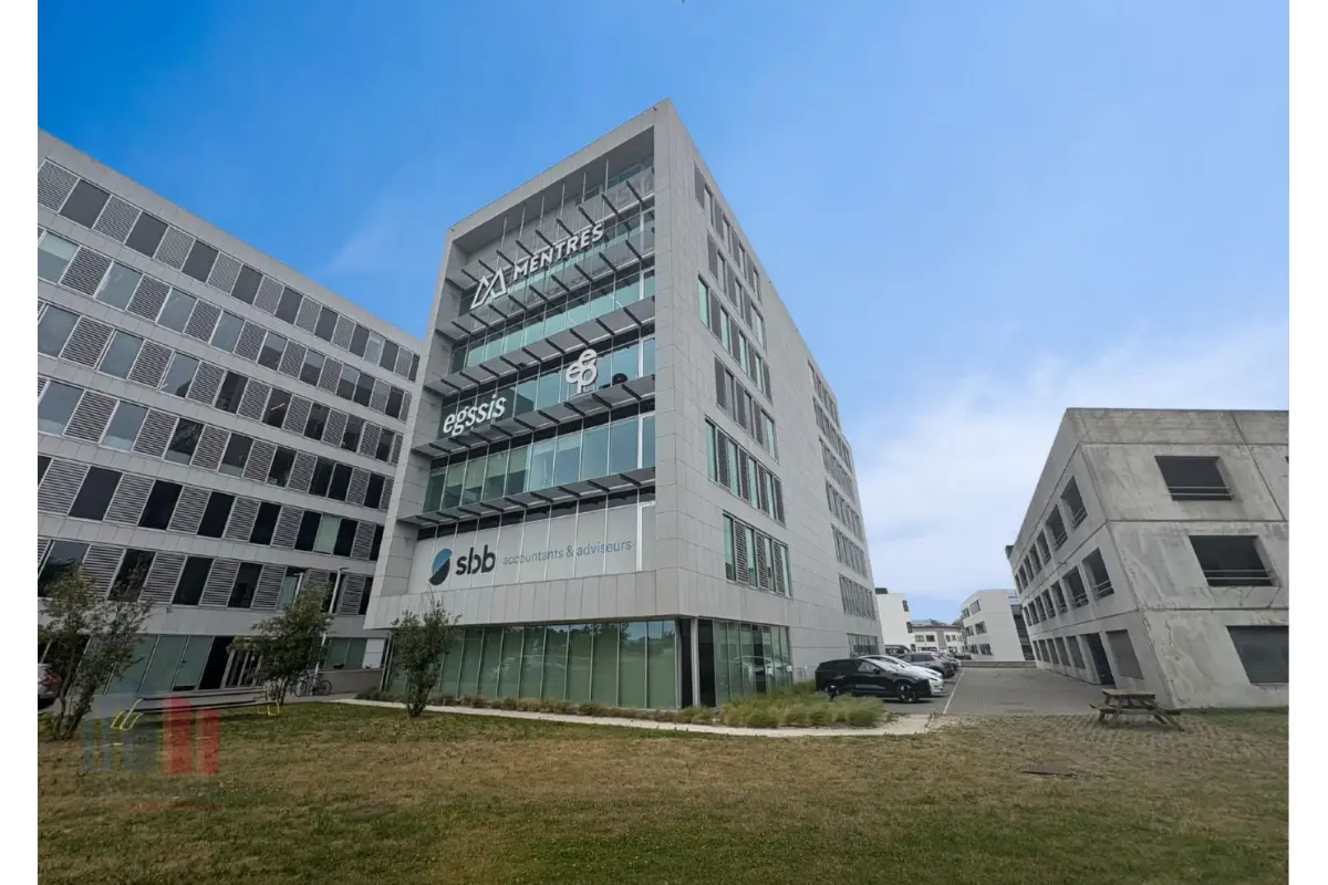 Handelszaak te  huur in Erembodegem 9320 3275.00€  slaapkamers 262.00m² - Zoekertje 542222