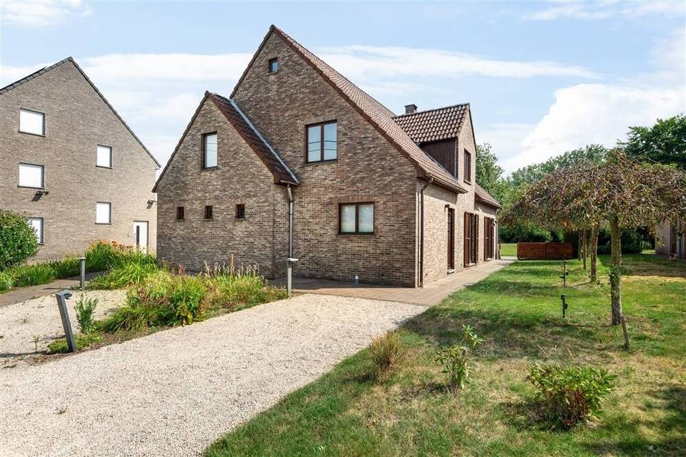 Huis te koop in Buggenhout 9255 549000.00€ 4 slaapkamers 270.00m² - Zoekertje 543121