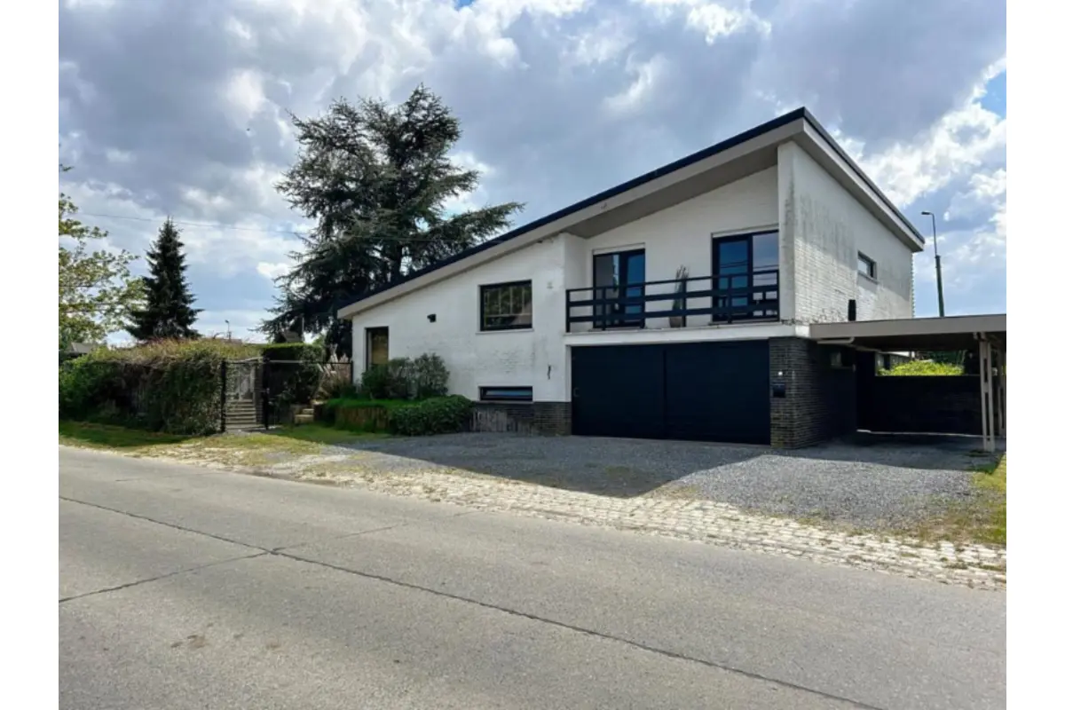 Huis te  koop in Sint-Laureins 9980 419000.00€ 3 slaapkamers 173.00m² - Zoekertje 544009