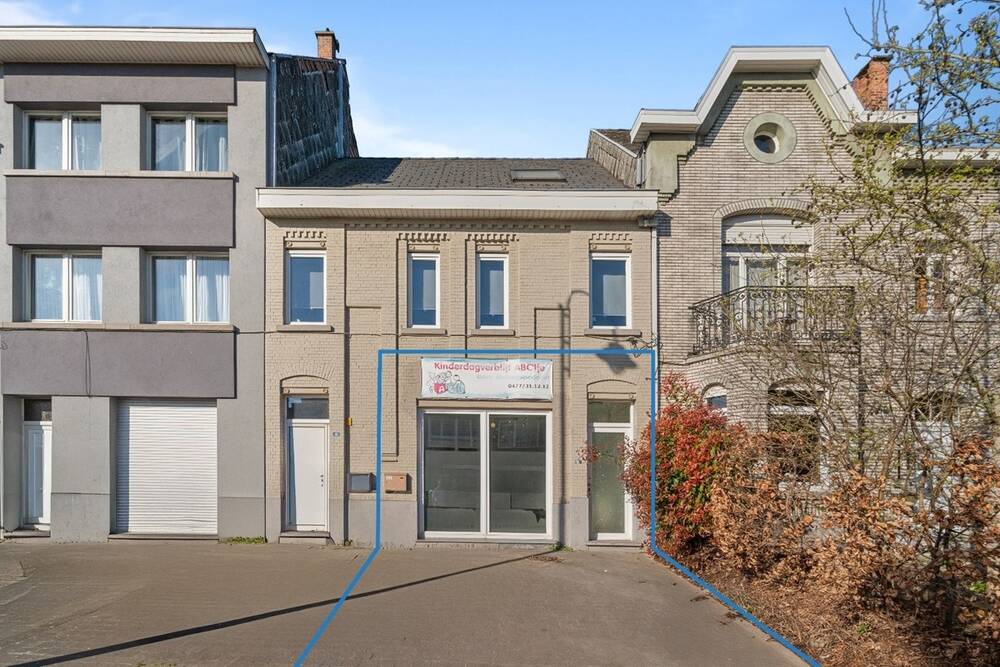 Huis te  koop in Lebbeke 9280 245000.00€  slaapkamers m² - Zoekertje 544846