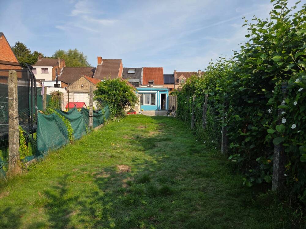 Huis te in Meerbeke 9402 197000.00€ 3 slaapkamers 120.00m² - Zoekertje 547844