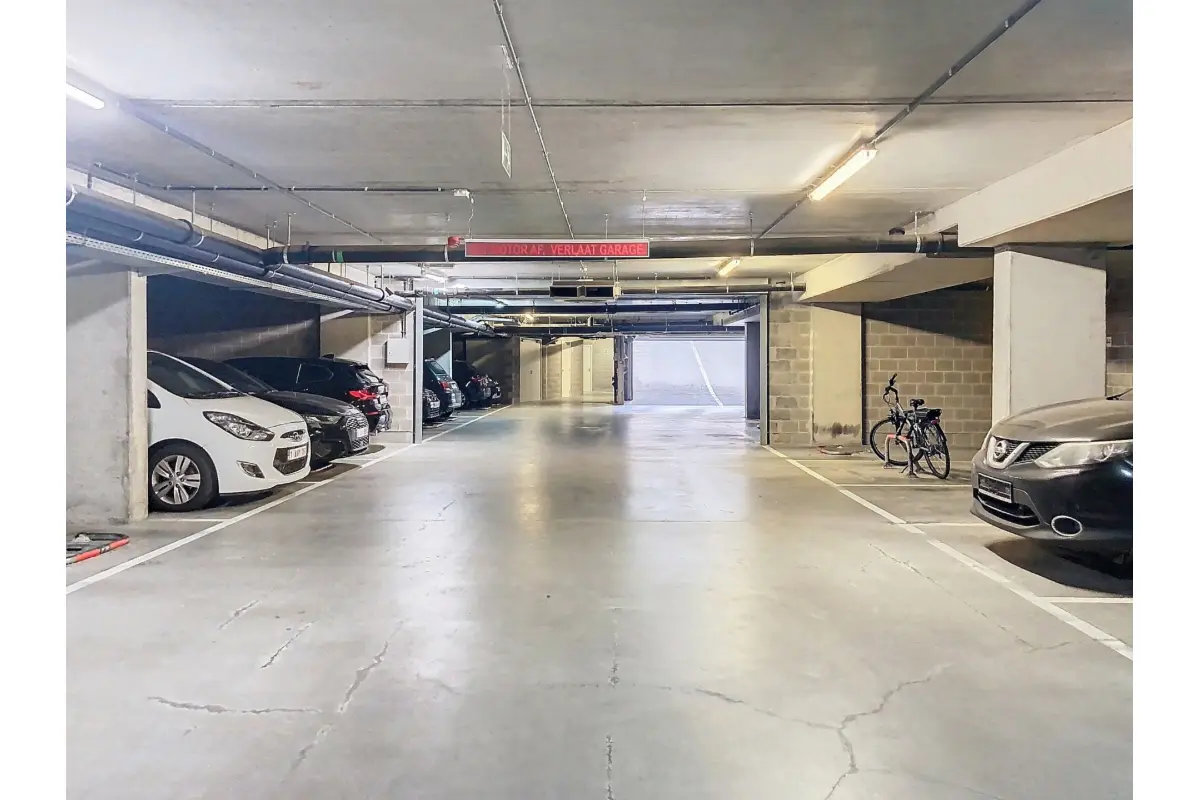 Parking te  koop in Gent 9000 15000.00€  slaapkamers m² - Zoekertje 548952