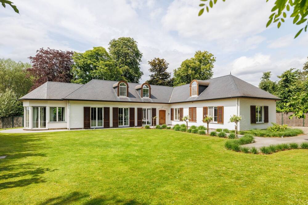Huis te  koop in Astene 9800 1895000.00€ 5 slaapkamers 564.00m² - Zoekertje 549398