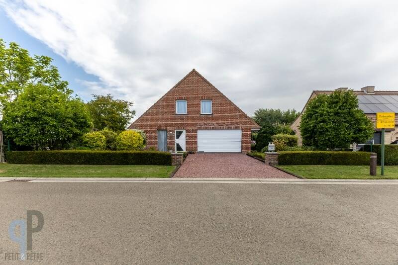 Huis te koop in Oosterzele 9860 509000.00€ 4 slaapkamers 214.00m² - Zoekertje 550401