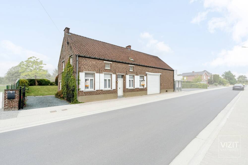Bungalow te  koop in Waarbeke 9506 349000.00€ 3 slaapkamers 145.00m² - Zoekertje 550930