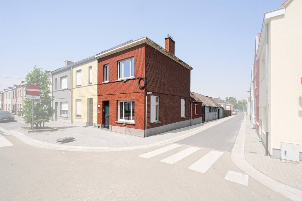 Huis te koop in Ninove 9400 245000.00€ 2 slaapkamers 397.00m² - Zoekertje 551995